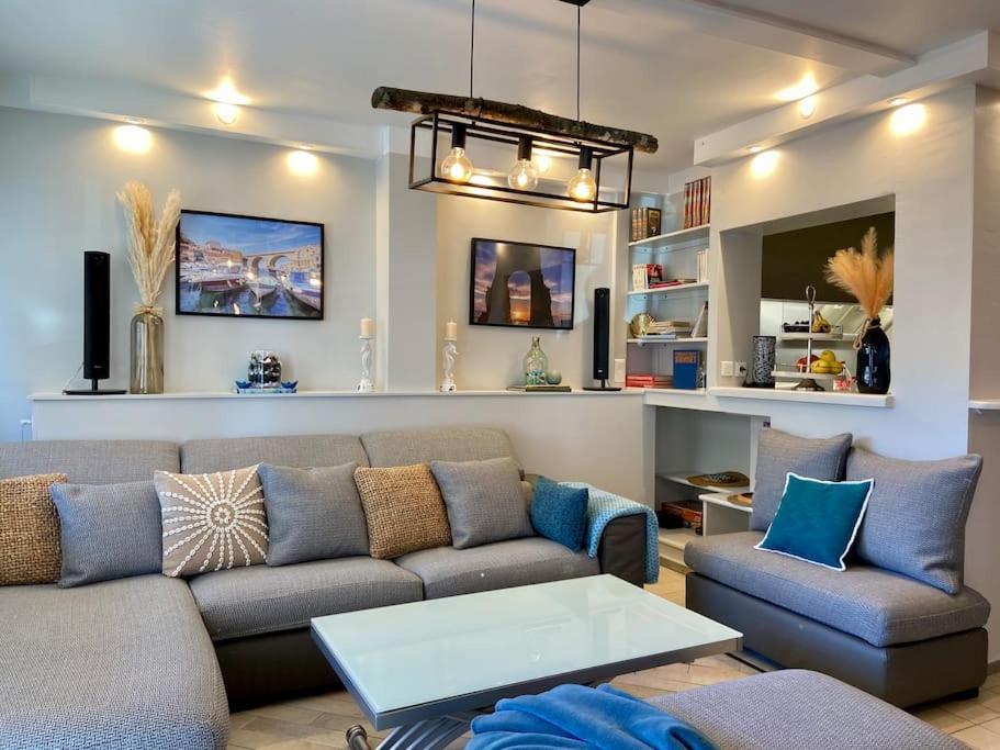 Superbe Logement Au Vallon Des Auffes Marseille Exterior photo